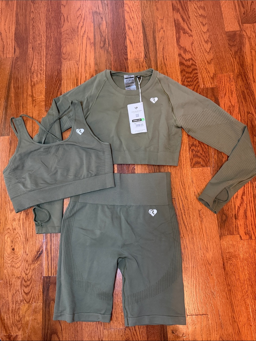Olive Green Seamless 3-Piece Active Set - Crop Top, Sports Bra & Biker Shorts